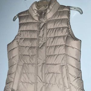 Gap beige vest